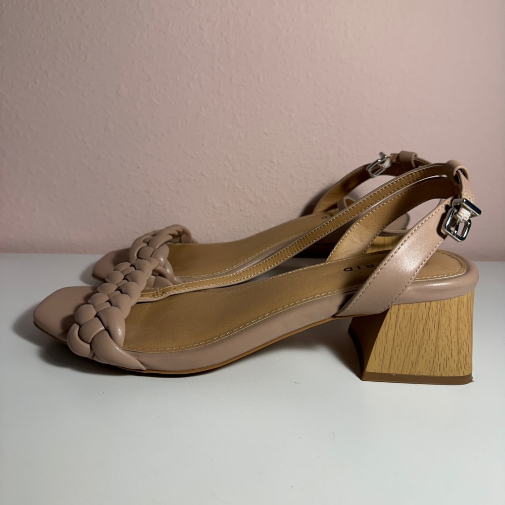 Nude Braided Block Heel Sandal size 10 ww